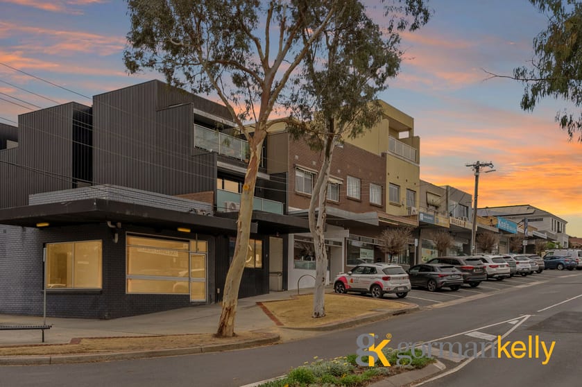 Click to view all images 2 Yertchuk Avenue Ashwood VIC 3147 - Image 1