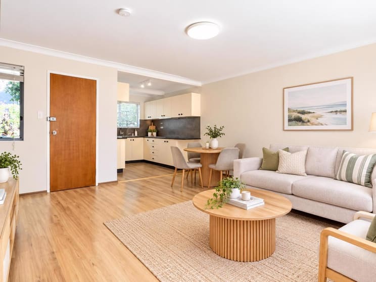 Click to view all images 27 North Parade Campsie NSW 2194 - Image 2