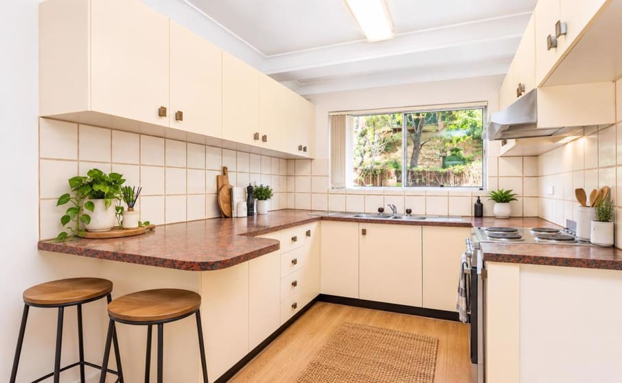 Click to view all images 27 North Parade Campsie NSW 2194 - Image 3