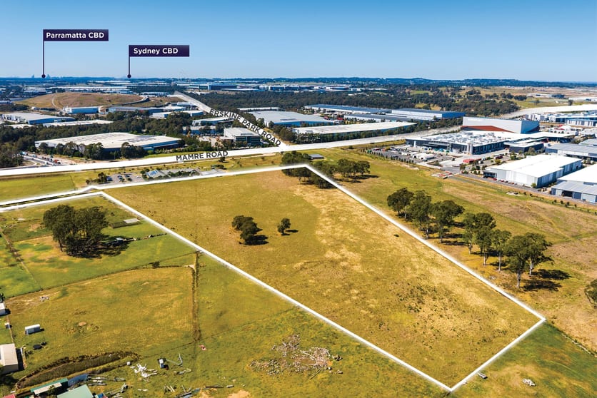 Click to view all images 21-23 Mandalong Close Orchard Hills NSW 2748 - Image 1