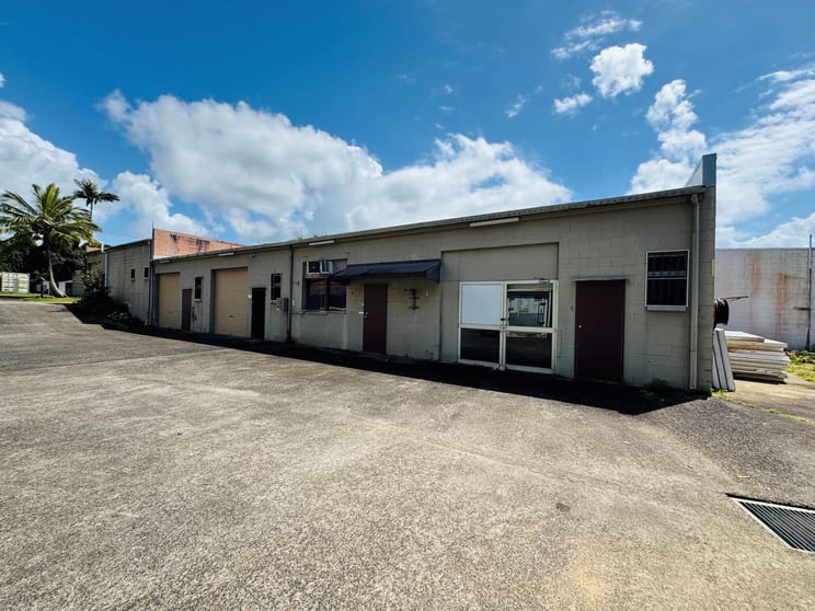 Click to view all images Unit 5/9 Dewar Street Mission Beach QLD 4852 - Image 1