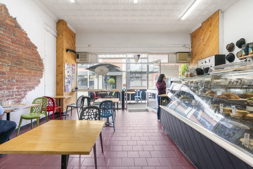 Click to view all images 744 Riversdale Road Camberwell VIC 3124 - Image 5