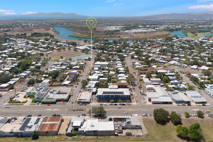 Click to view all images 233 Charters Towers Road Mysterton QLD 4812 - Image 2