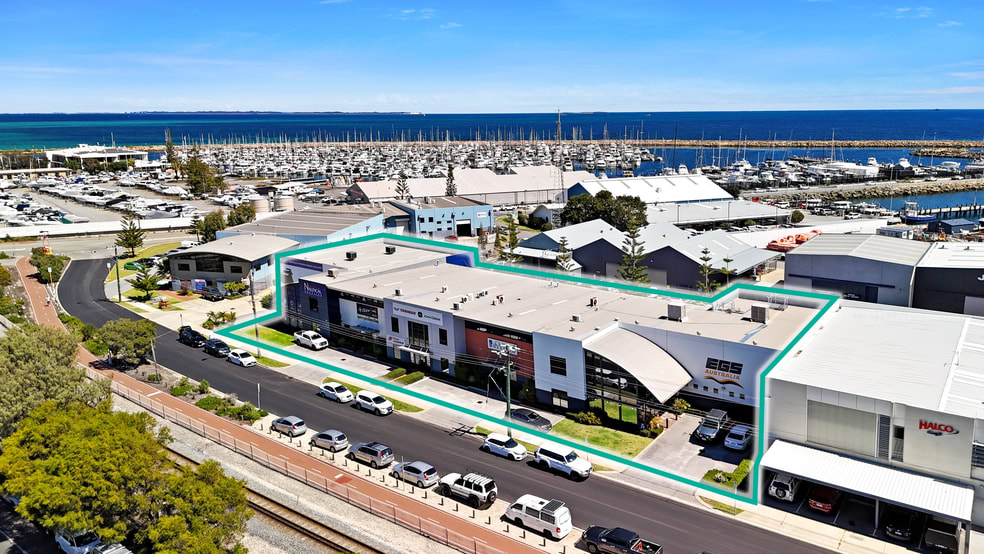 Click to view all images 6-10/24 Mews Road South Fremantle WA 6162 - Image 4