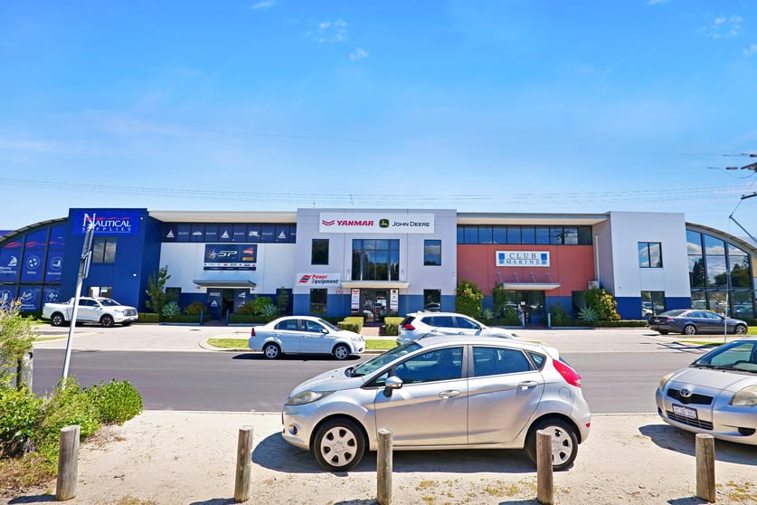 Click to view all images 6-10/24 Mews Road South Fremantle WA 6162 - Image 5
