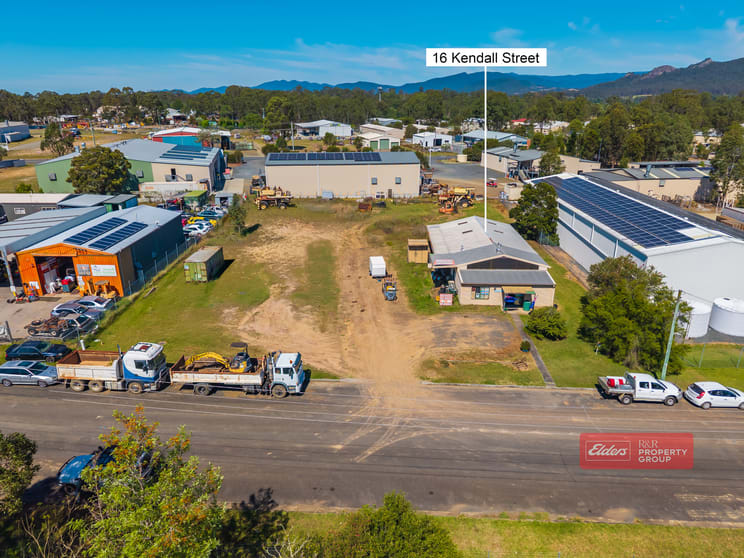 Click to view all images 16 Kendall Street Gloucester NSW 2422 - Image 1