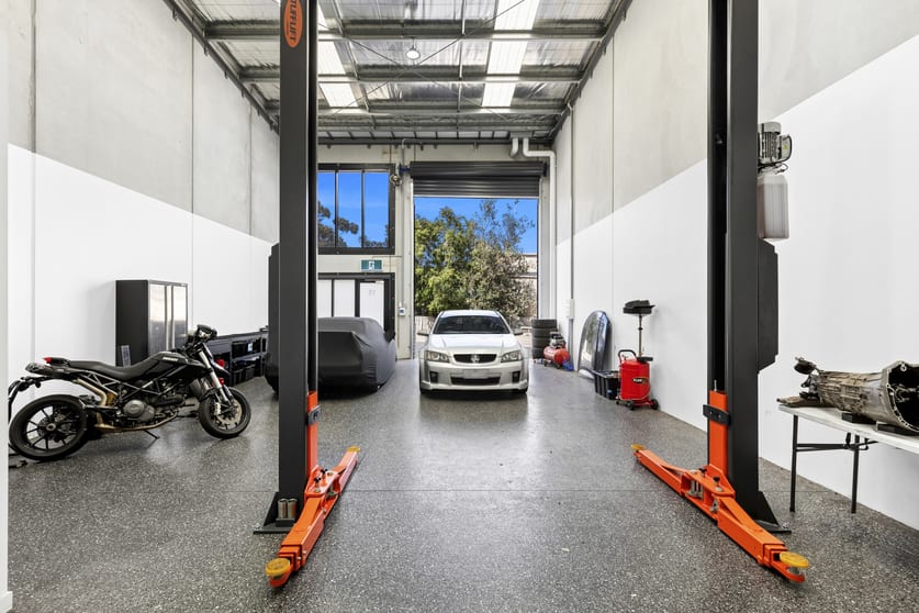 Click to view all images 15/28 Industrial Place Breakwater VIC 3219 - Image 2