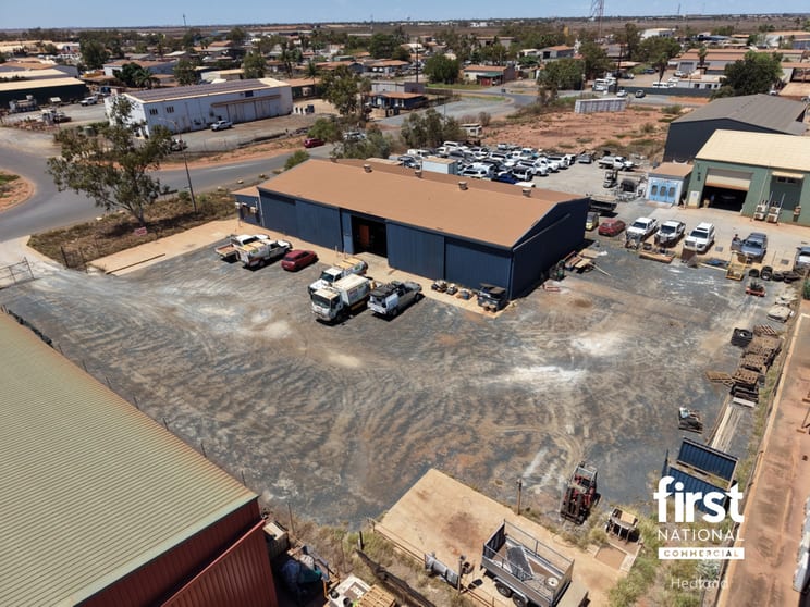 Click to view all images 6 Iron Ore Street Wedgefield WA 6721 - Image 3