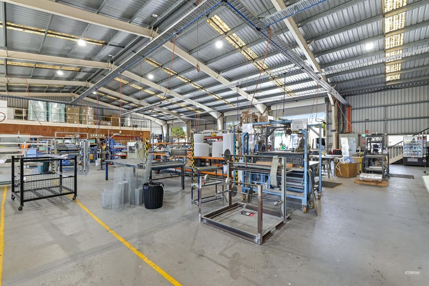 Click to view all images 6-8 Demand Avenue Arundel QLD 4214 - Image 3