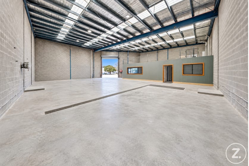 18/2-4 Damian Court Dandenong VIC 3175 - Image 2