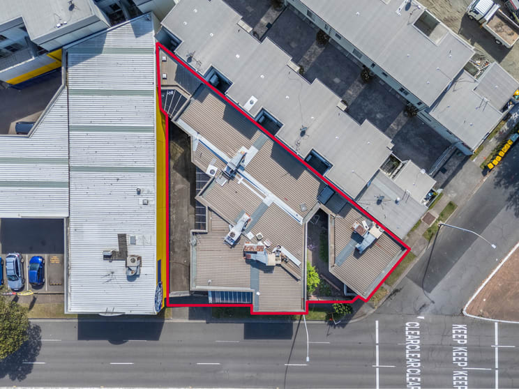 Click to view all images 28 Denison Street Newcastle West NSW 2302 - Image 3