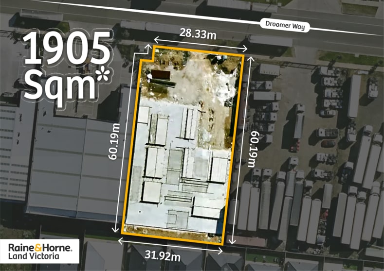 Click to view all images 30 Droomer Way Tarneit VIC 3029 - Image 2