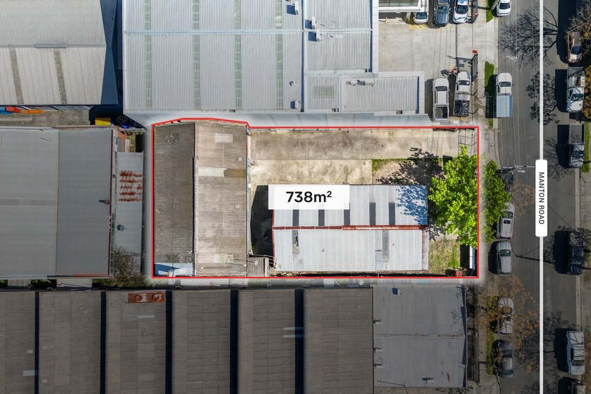 Click to view all images Unit 1 & 2/20 Manton Road Oakleigh South VIC 3167 - Image 4