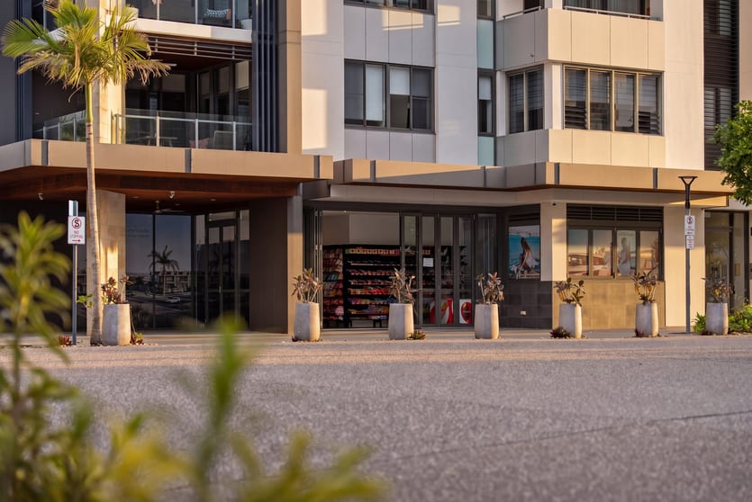 2/4 Marina Promenade Paradise Point QLD 4216 - Image 2