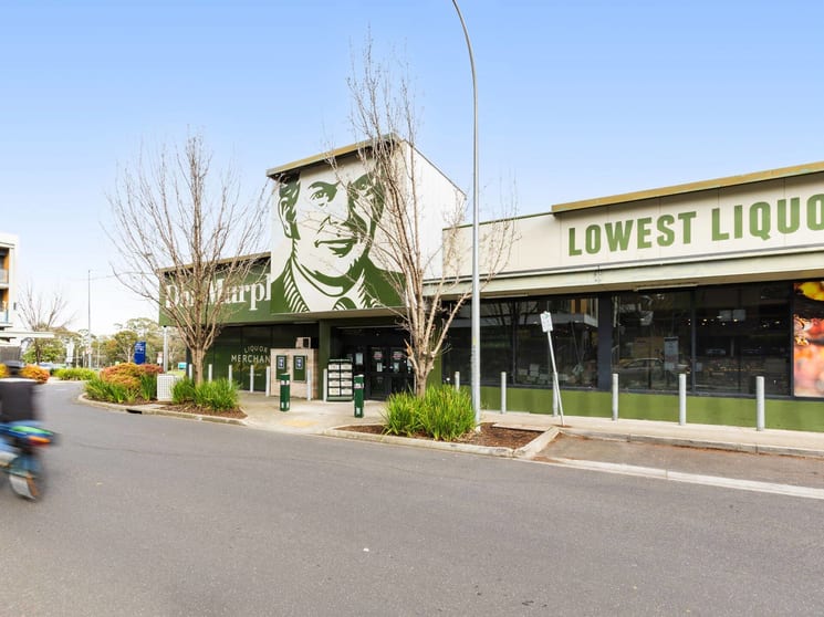 Click to view all images 1056-1070 Plenty Road Bundoora VIC 3083 - Image 2