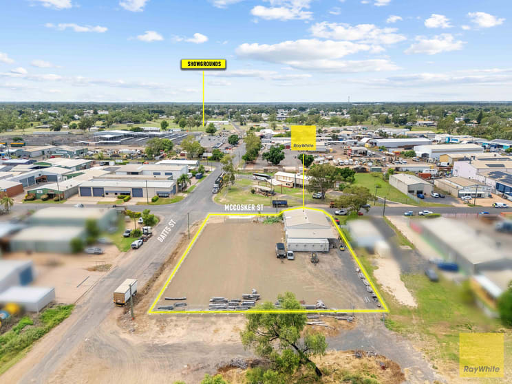 Click to view all images 17-19 McCosker Street Emerald QLD 4720 - Image 3