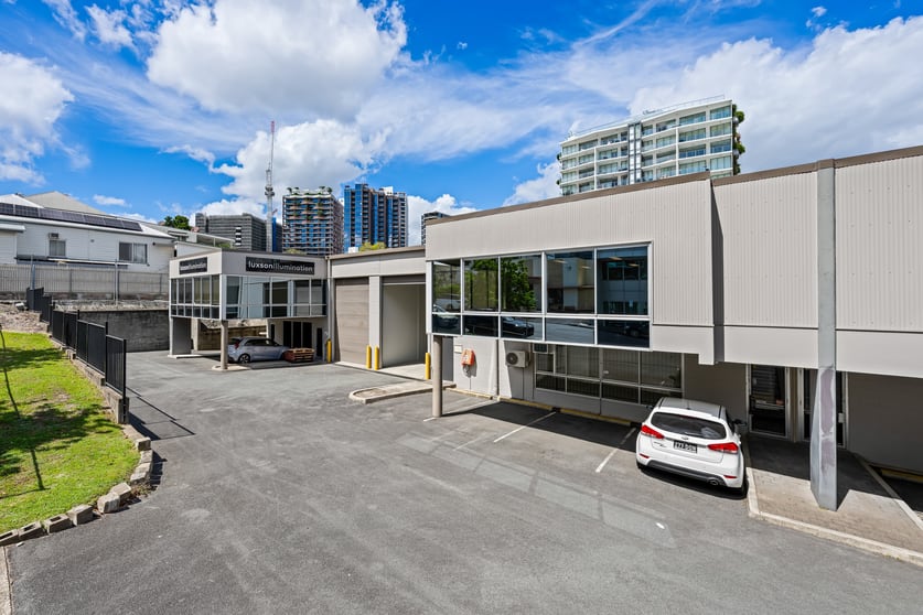 Click to view all images 2/170 Montague Road South Brisbane QLD 4101 - Image 1