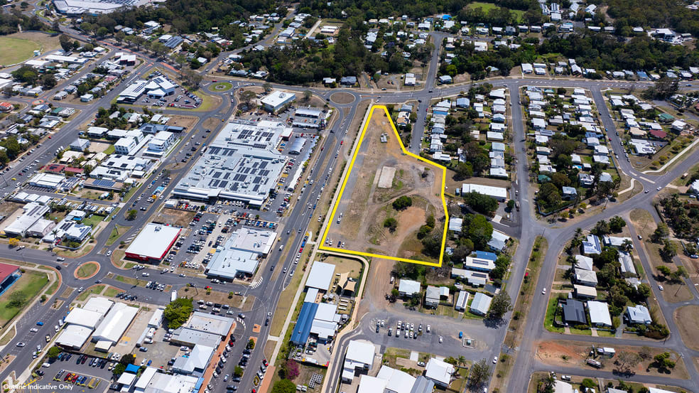 Click to view all images 33 James Street Yeppoon QLD 4703 - Image 2