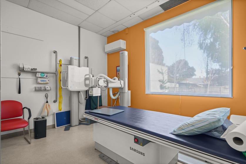 Click to view all images Unit 4/195 Whitehorse Road Blackburn VIC 3130 - Image 3