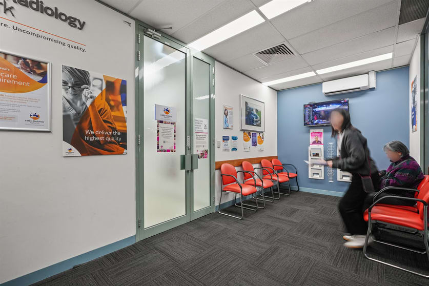 Click to view all images Unit 4/195 Whitehorse Road Blackburn VIC 3130 - Image 5