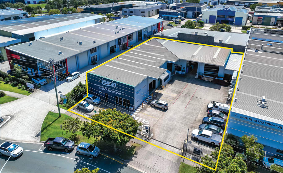 Click to view all images 15 Main Drive Warana QLD 4575 - Image 1