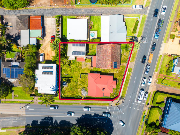Click to view all images 14-16 Park Street Port Macquarie NSW 2444 - Image 2