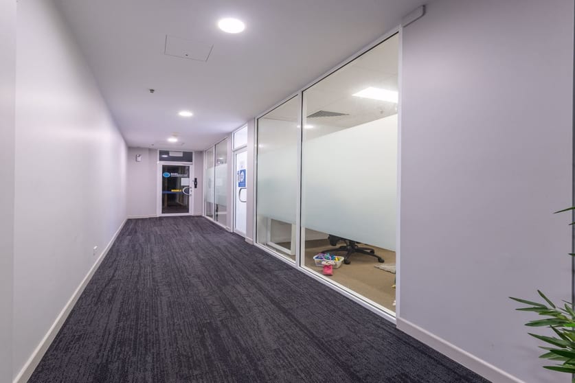 Click to view all images Suite 10/58-62 McLeod Street Cairns City QLD 4870 - Image 3