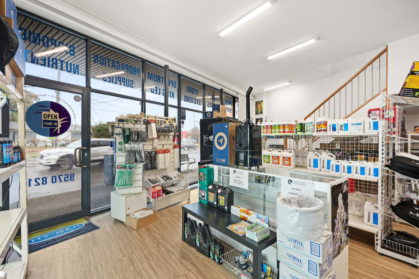 Click to view all images 676 Warrigal Road Oakleigh South VIC 3167 - Image 5