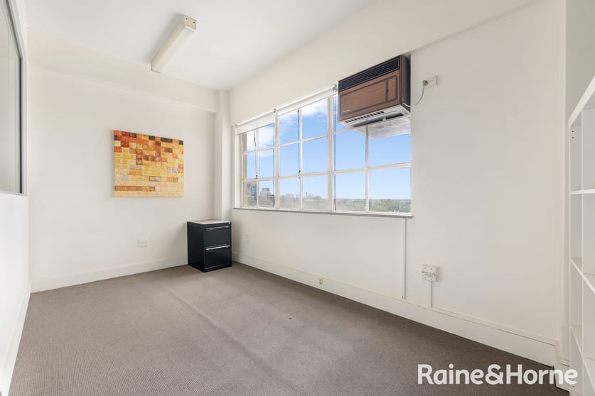 Click to view all images 603/26 Ridge Street North Sydney NSW 2060 - Image 4