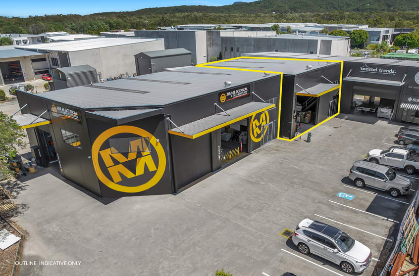 Click to view all images 2/4-6 Access Crescent Coolum Beach QLD 4573 - Image 3