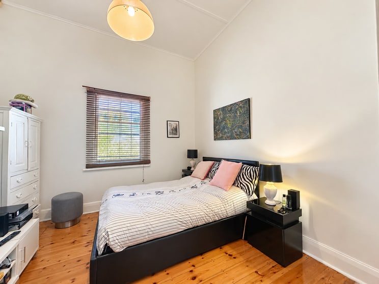 Click to view all images 4/258 Glen Osmond Road Fullarton SA 5063 - Image 2