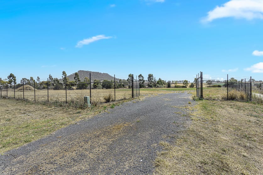 Click to view all images Lot 14 Vision Street Wellcamp QLD 4350 - Image 3