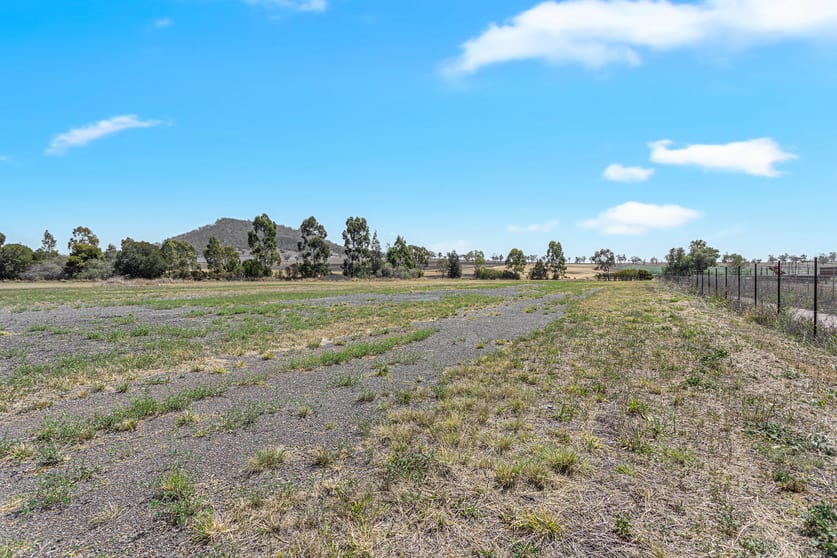 Click to view all images Lot 14 Vision Street Wellcamp QLD 4350 - Image 5