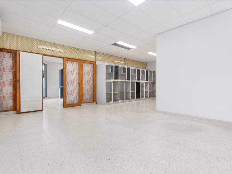 Click to view all images Unit 19/30-32 Barcoo Street Chatswood NSW 2067 - Image 3