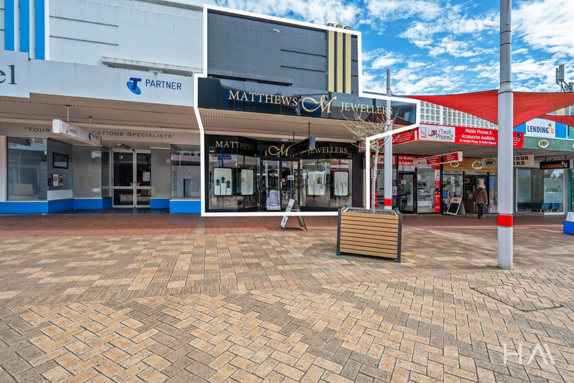 Click to view all images 105-109 Rooke Street Devonport TAS 7310 - Image 3