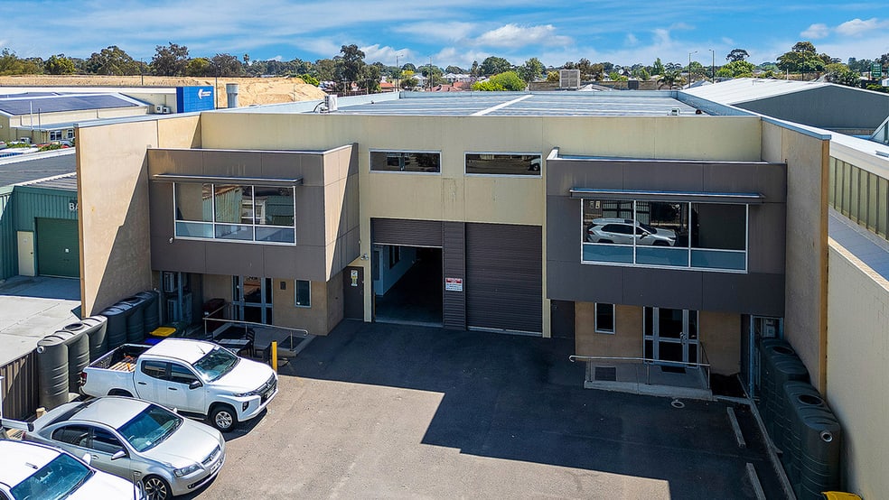 Click to view all images 61 Bacon Street Hindmarsh SA 5007 - Image 2