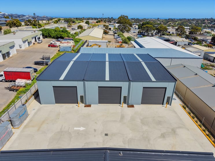 Click to view all images 42 Chapman Road Hackham SA 5163 - Image 2