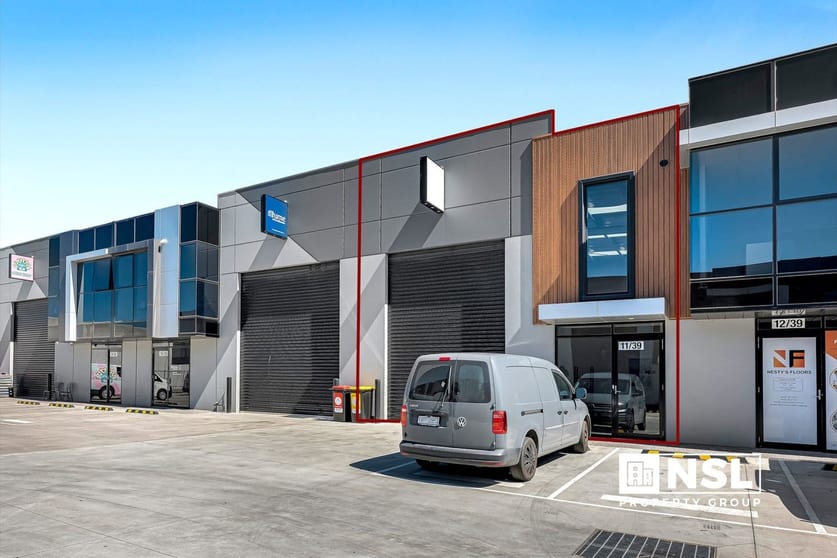 Click to view all images Unit 11/39 Essex Street Pascoe Vale VIC 3044 - Image 1
