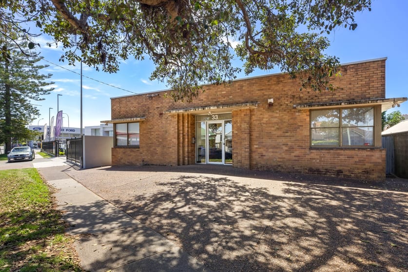 33 Gordon Avenue Hamilton NSW 2303 - Image 1