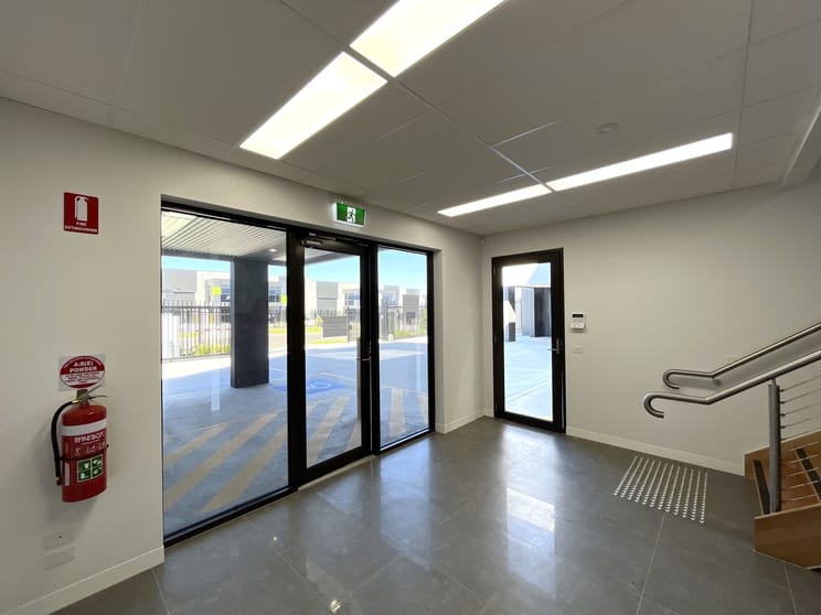 Unit 1/13 Craftsman Drive Diggers Rest VIC 3427 - Image 3
