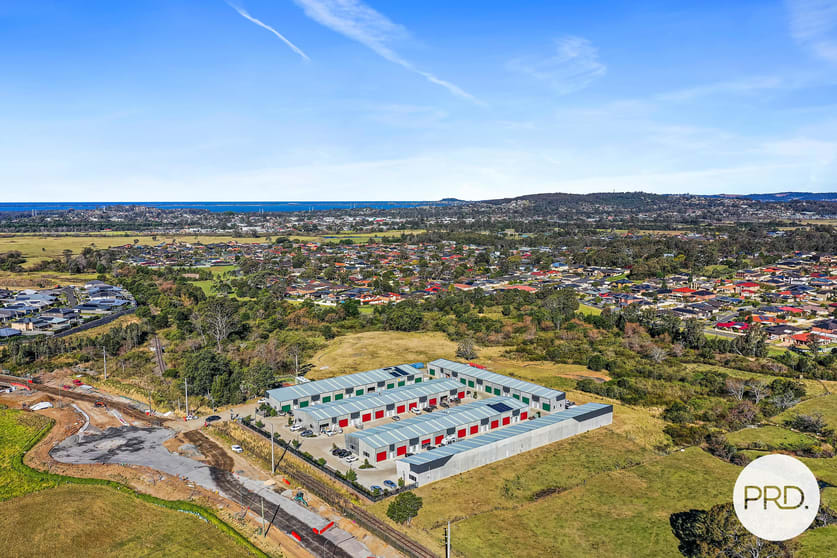 18/401 West Dapto Road Horsley NSW 2530 - Image 2