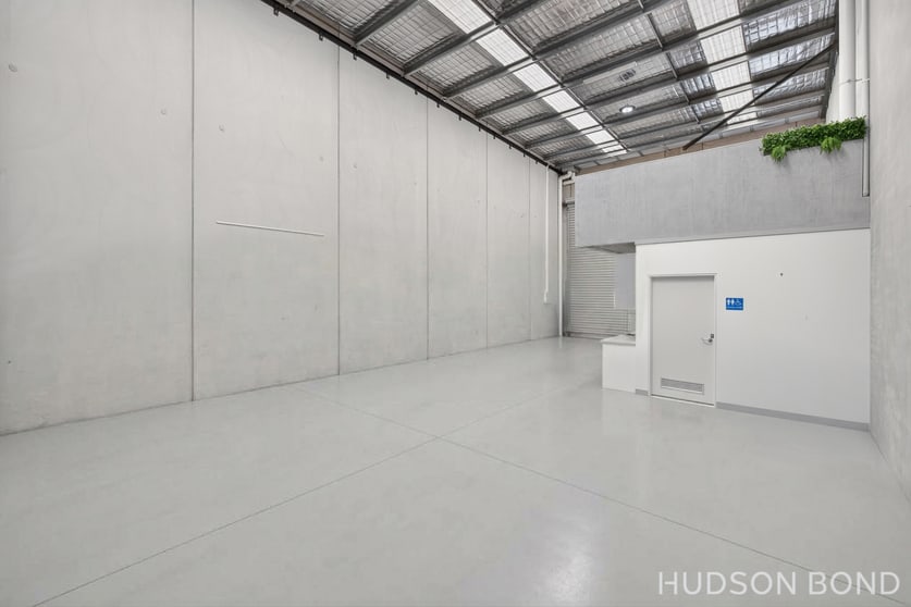 Click to view all images 6/25 Centre Way Croydon South VIC 3136 - Image 3