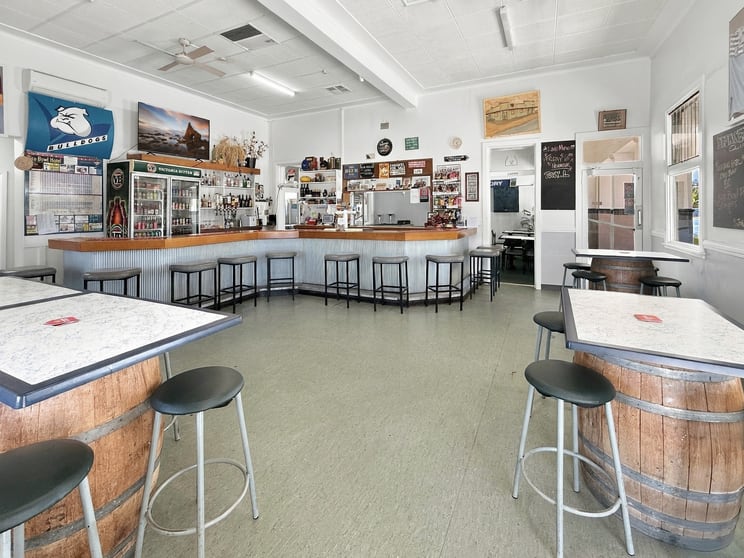 48 Benerembah St Whitton NSW 2705 - Image 2