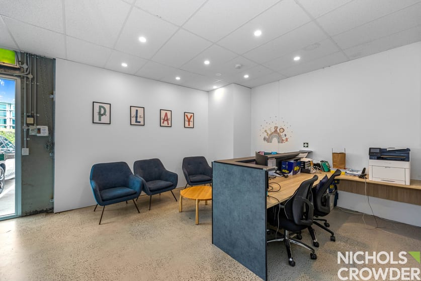 Click to view all images Unit 12/109 Tulip Street Cheltenham VIC 3192 - Image 3