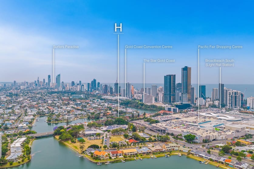 Click to view all images 31 Hooker Boulevard Broadbeach Waters QLD 4218 - Image 4