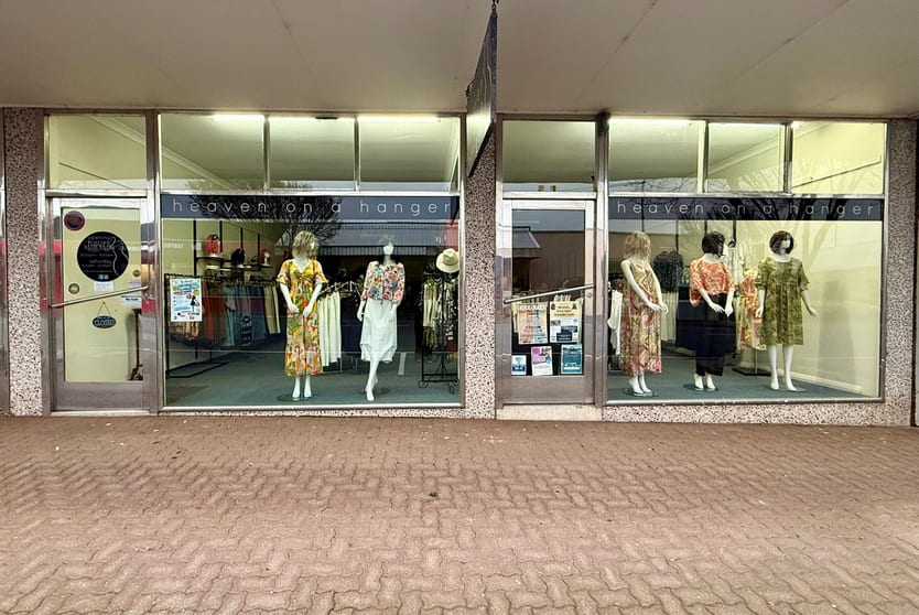 Click to view all images 24-30 George Street Millicent SA 5280 - Image 3