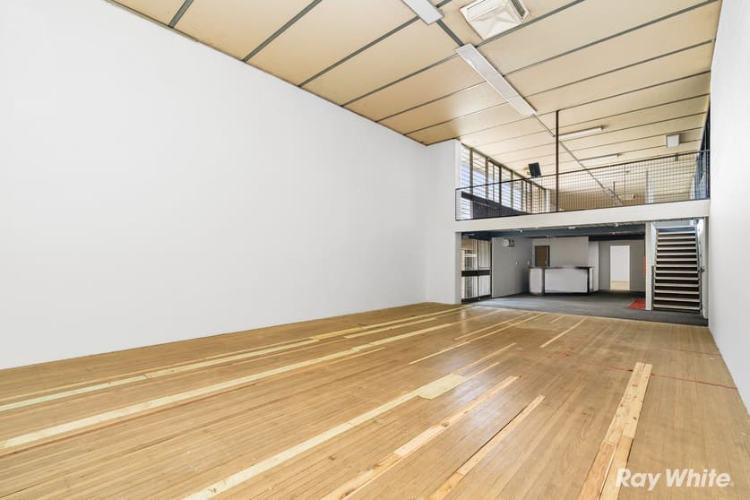 Click to view all images 4 Temerloh Avenue Tolland NSW 2650 - Image 3