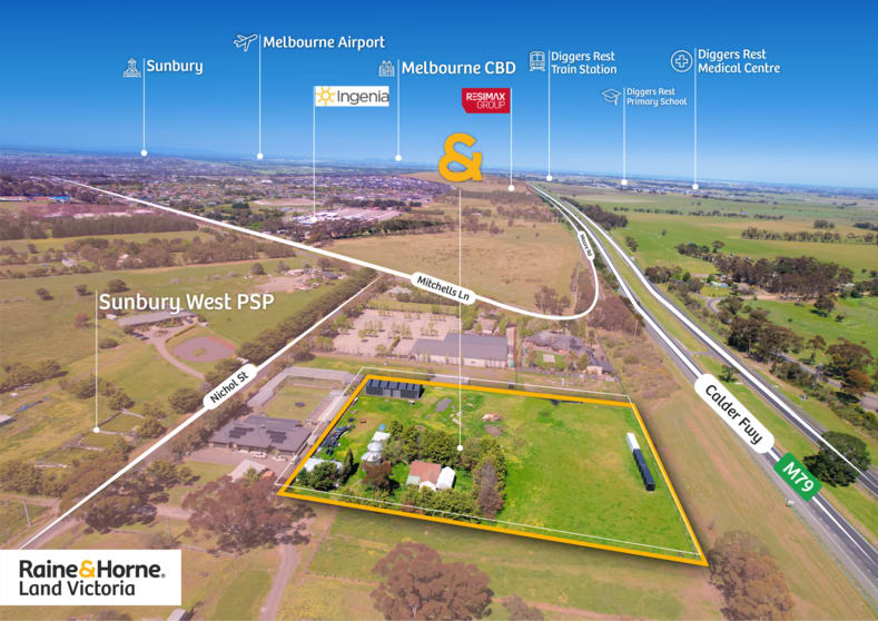 Click to view all images 7 Fitzroy Street Sunbury VIC 3429 - Image 2