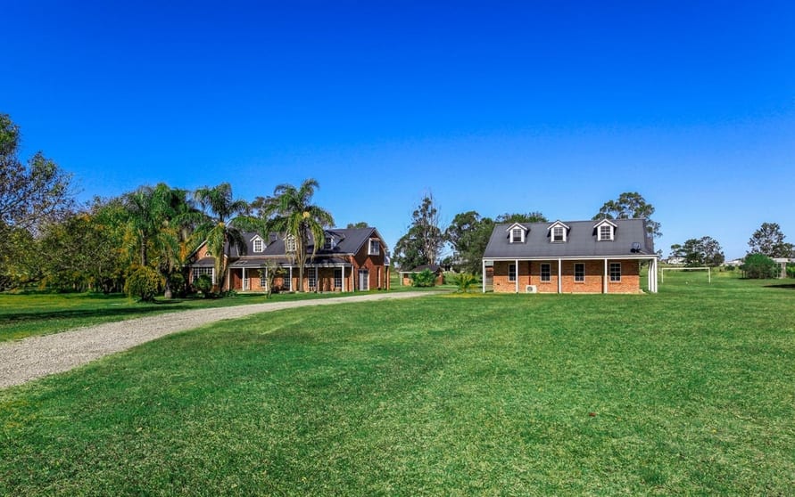 Click to view all images 49 Kelvin Park Drive Bradfield NSW 2556 - Image 5