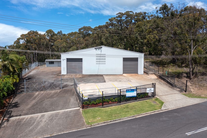 Click to view all images 15 Alhambra Avenue Cardiff NSW 2285 - Image 1